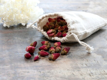 Fleur sušená ruža Potpourri 50 g V5/D15,5/Š12 cm v ľanovom vrecku
